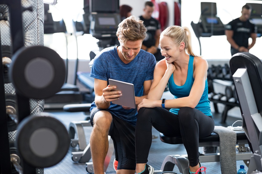 More Than Just Reps: How a Personal Trainer Adapts to YOUR Unique Body & Life